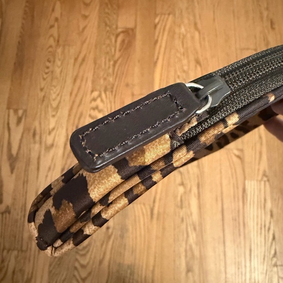 Lauren Ralph Lauren LRL Leopard Print Cosmetic Makeup Bag Pouch Travel Toiletry - Picture 7 of 7